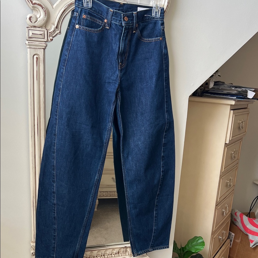 GAP Dark Blue Straight Leg Women's Jeans